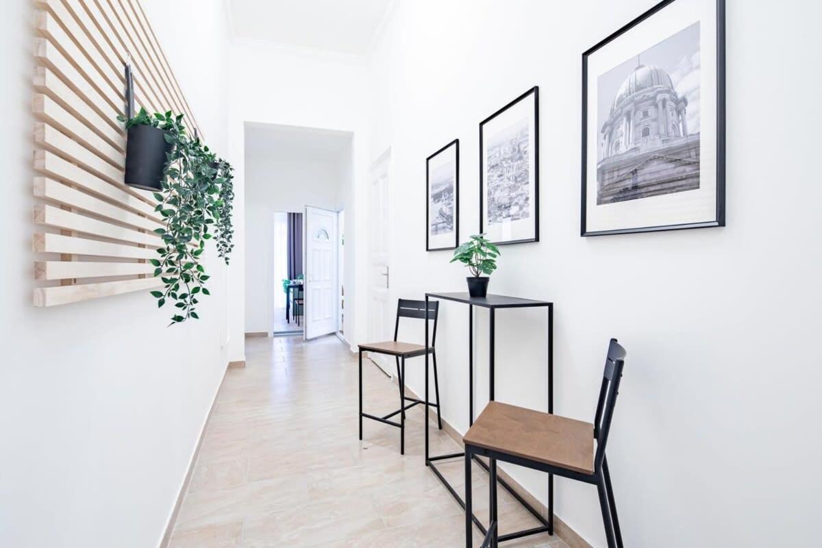 Central - New - Comfy Ac Studio Budapest Exterior foto