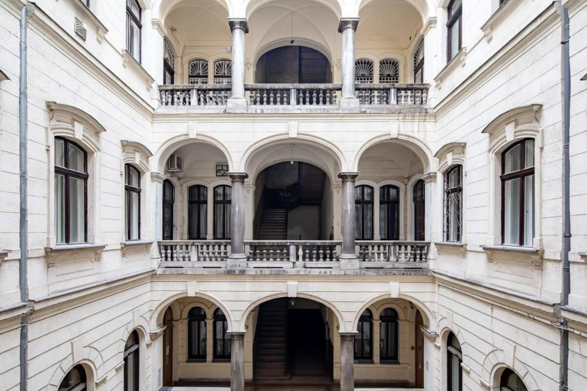 Central - New - Comfy Ac Studio Budapest Exterior foto